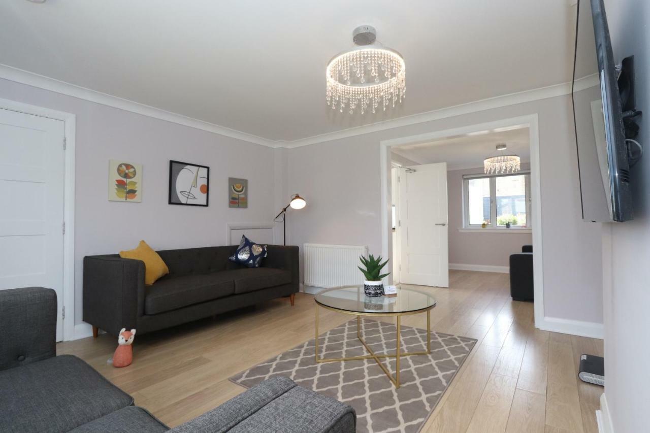 Dunfermline - Luxury 3 Bedroom 2 Bathroom Detached House With Garden Exteriér fotografie